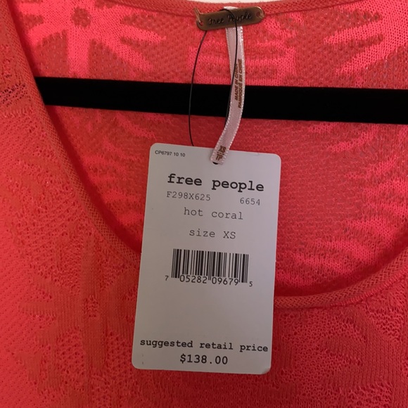 Free People - Picture 3 of 4